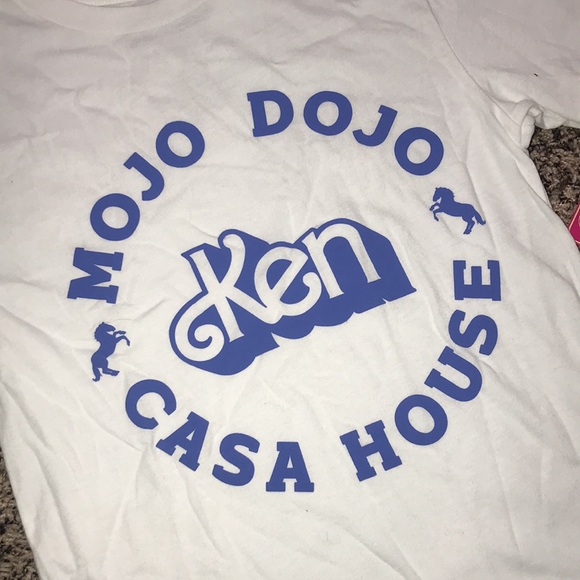 Barbie White T-Shirt with Blue Mojo Dojo Casa Graphic Size Small | NWT🐠 - Picture 2 of 3
